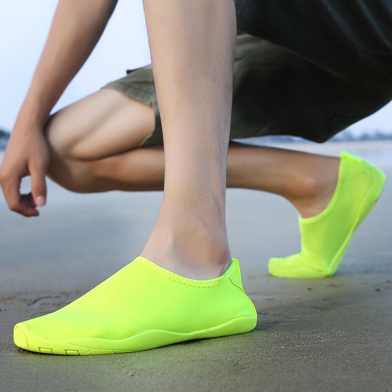 Swimmers Unisex lightweight water shoes image 0